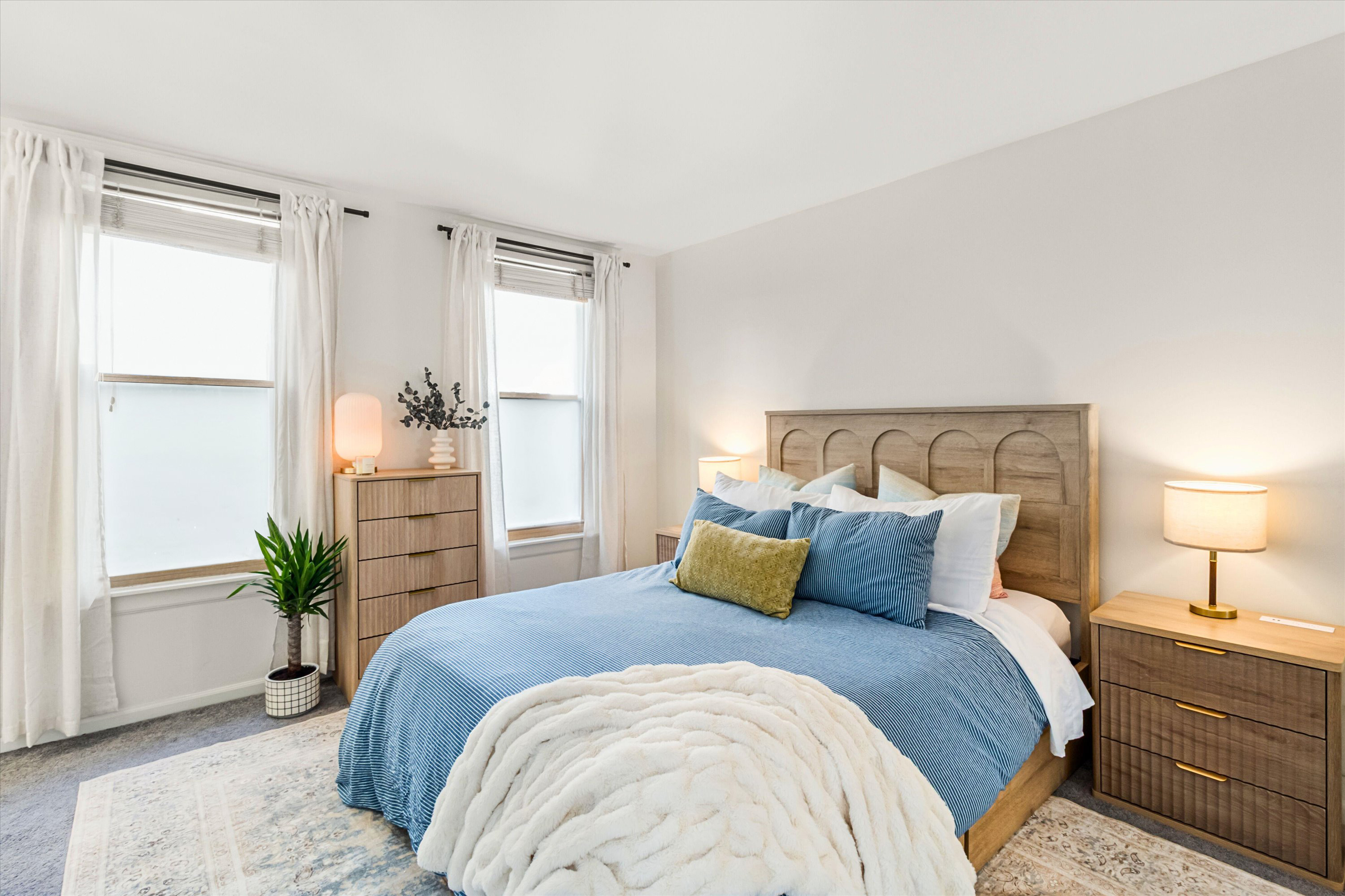 Cozy bedroom with queen bed